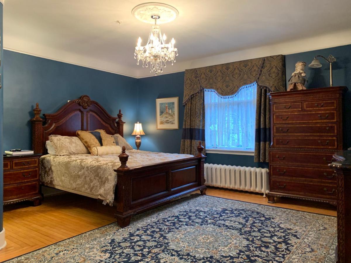 Monroe House Executive Guest Suites St. John's Eksteriør billede