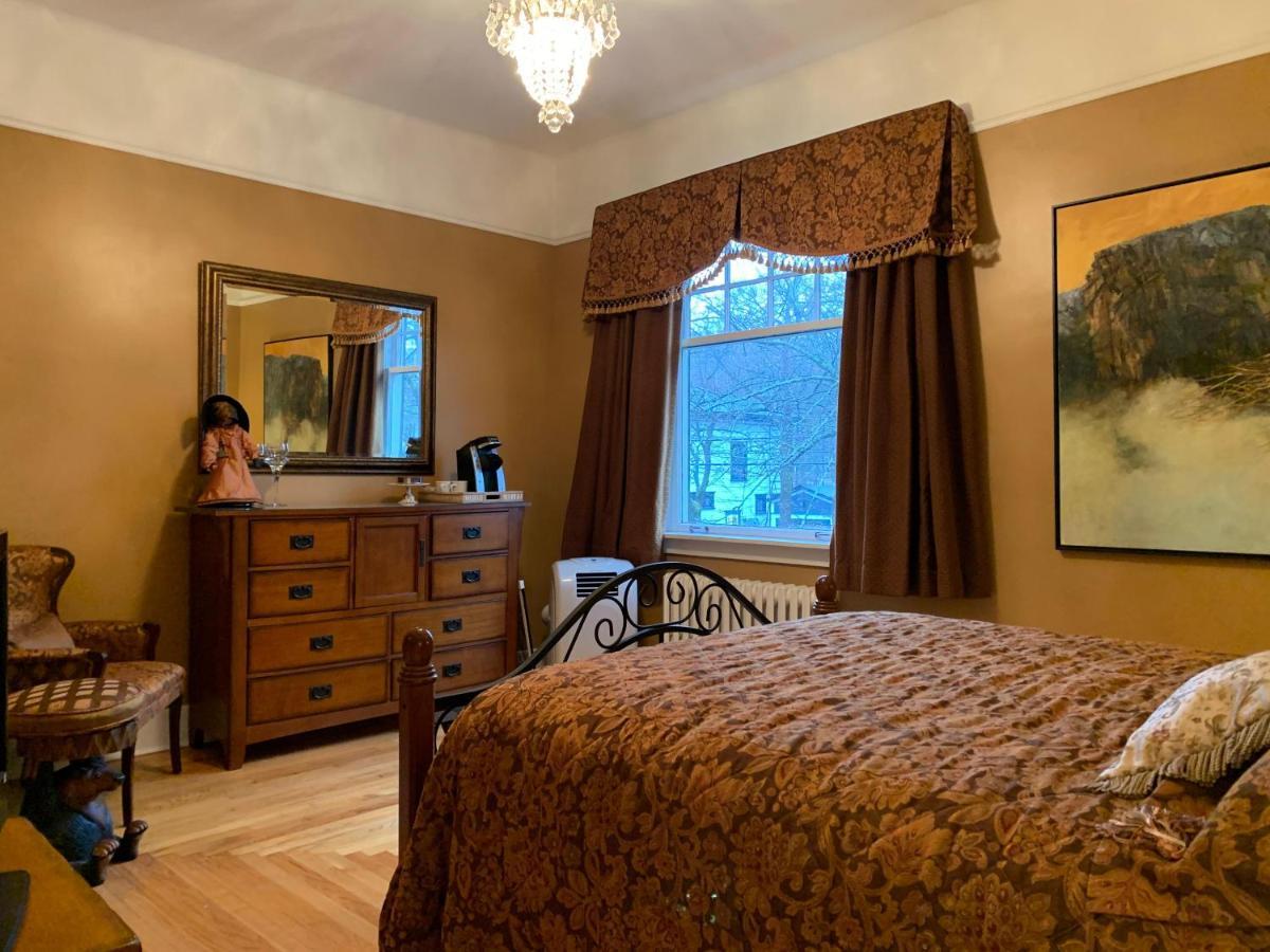 Monroe House Executive Guest Suites St. John's Eksteriør billede