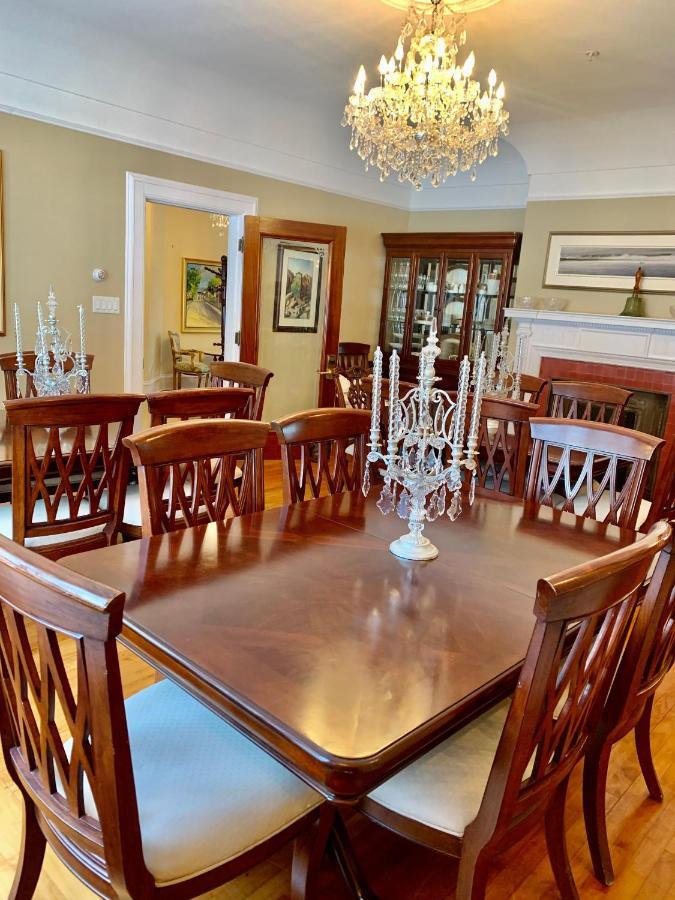 Monroe House Executive Guest Suites St. John's Eksteriør billede