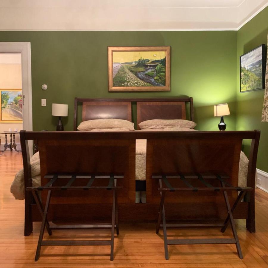Monroe House Executive Guest Suites St. John's Eksteriør billede