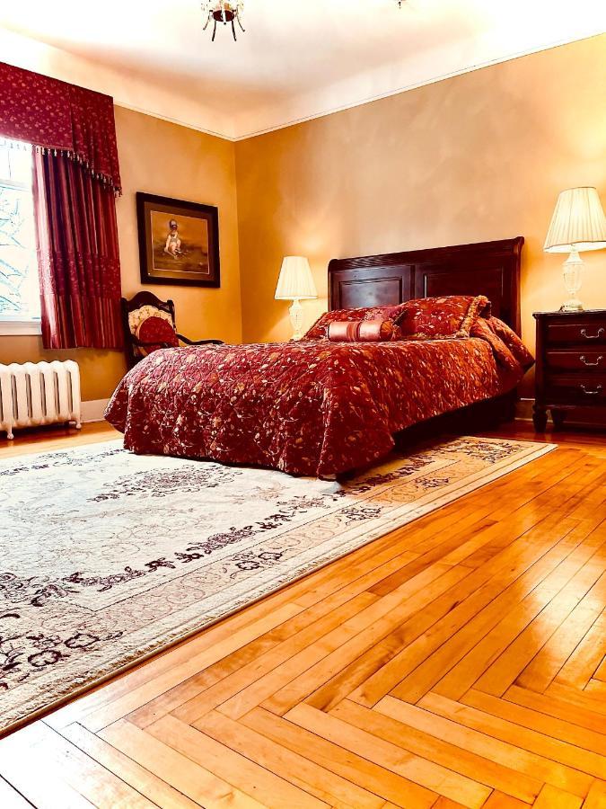 Monroe House Executive Guest Suites St. John's Eksteriør billede