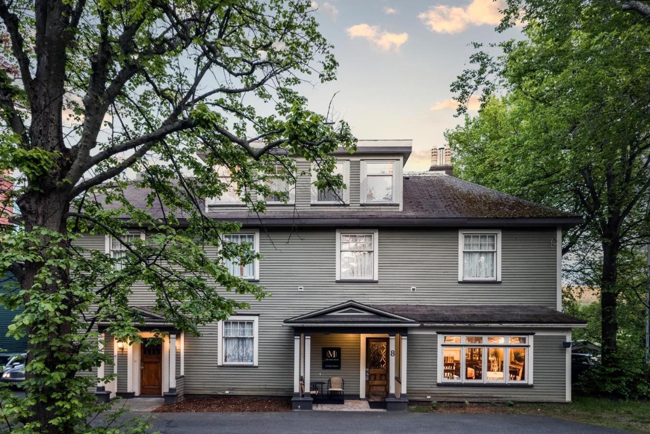 Monroe House Executive Guest Suites St. John's Eksteriør billede
