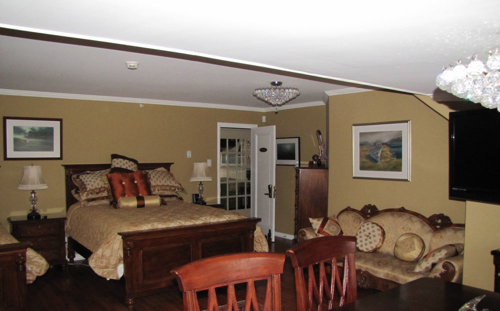 Monroe House Executive Guest Suites St. John's Eksteriør billede