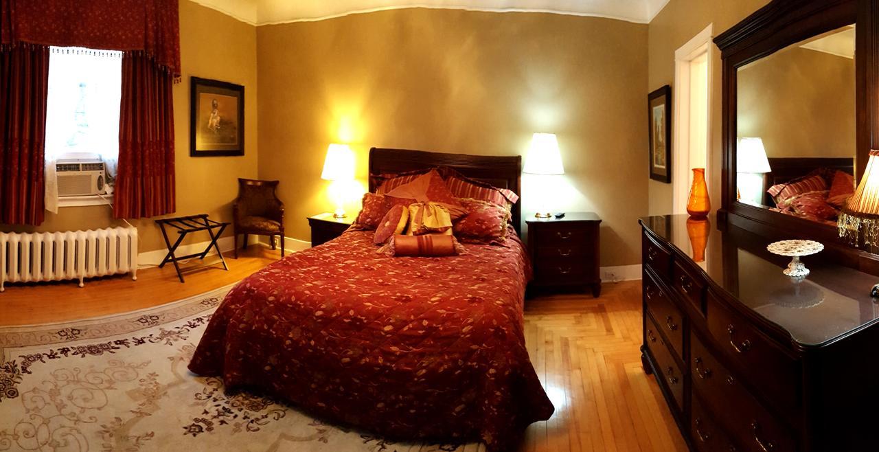 Monroe House Executive Guest Suites St. John's Eksteriør billede