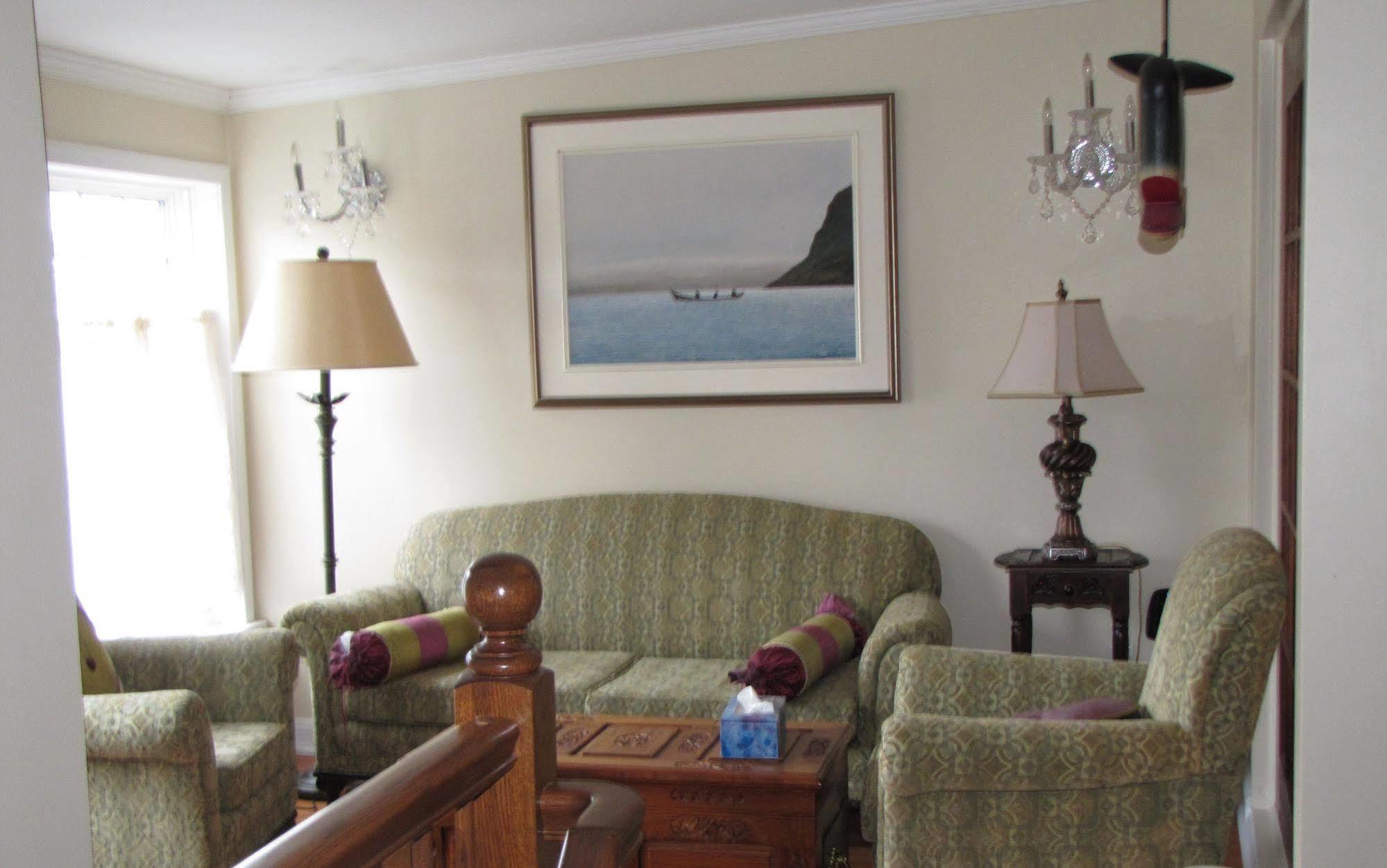Monroe House Executive Guest Suites St. John's Eksteriør billede